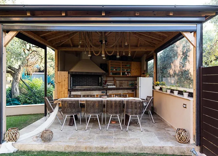 Nous Luxury * Skala Sotiros